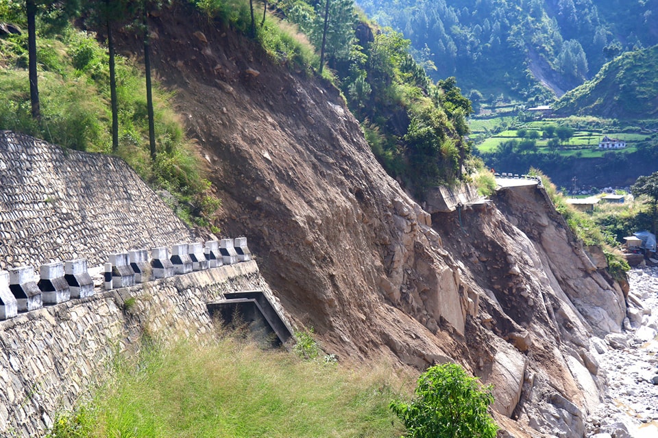 Downstream from the Rosi after it joins the Sun Kosi, a 200m section of the B P Highway was washed away by the flood on 28 September, cutting off Kathmandu from the eastern parts of the country.