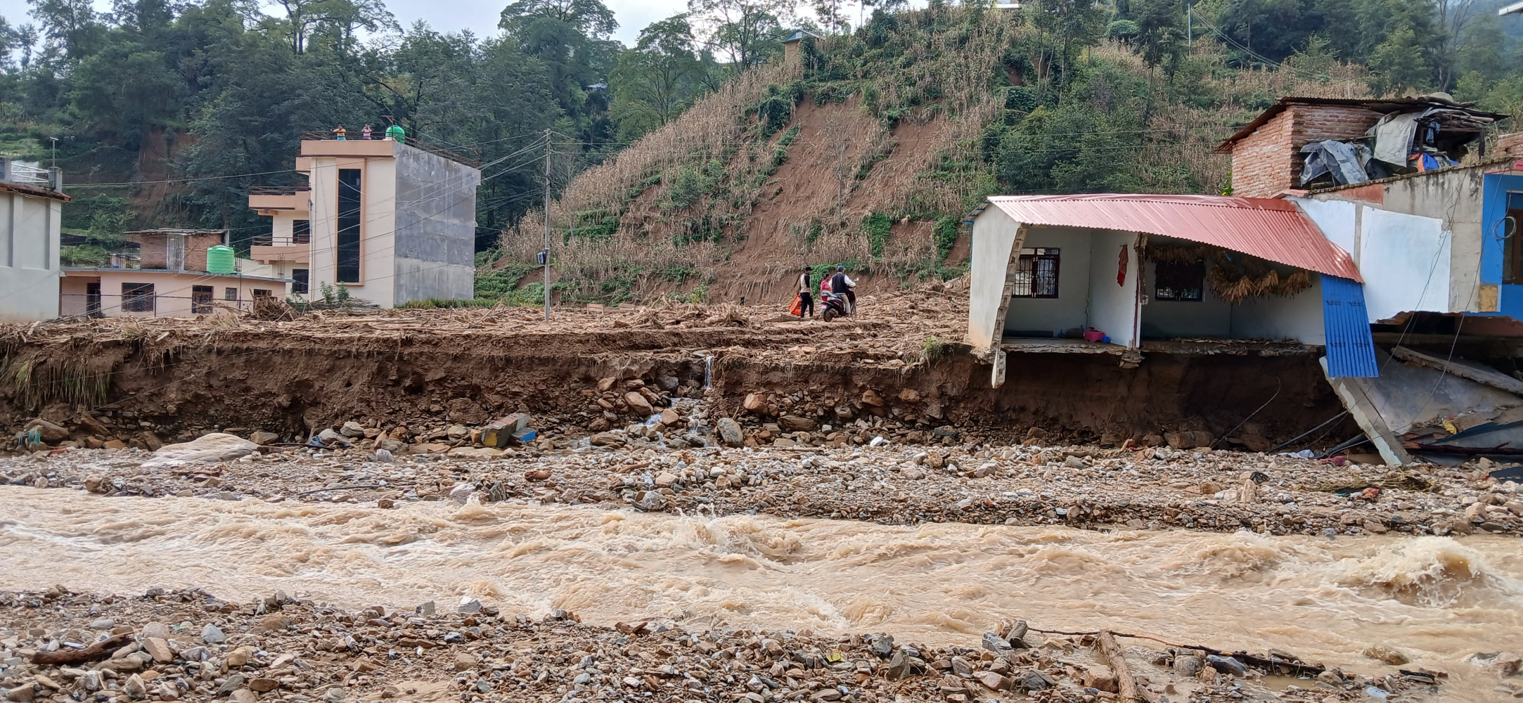 Politicians and cronies blamed for Kavre floods NT