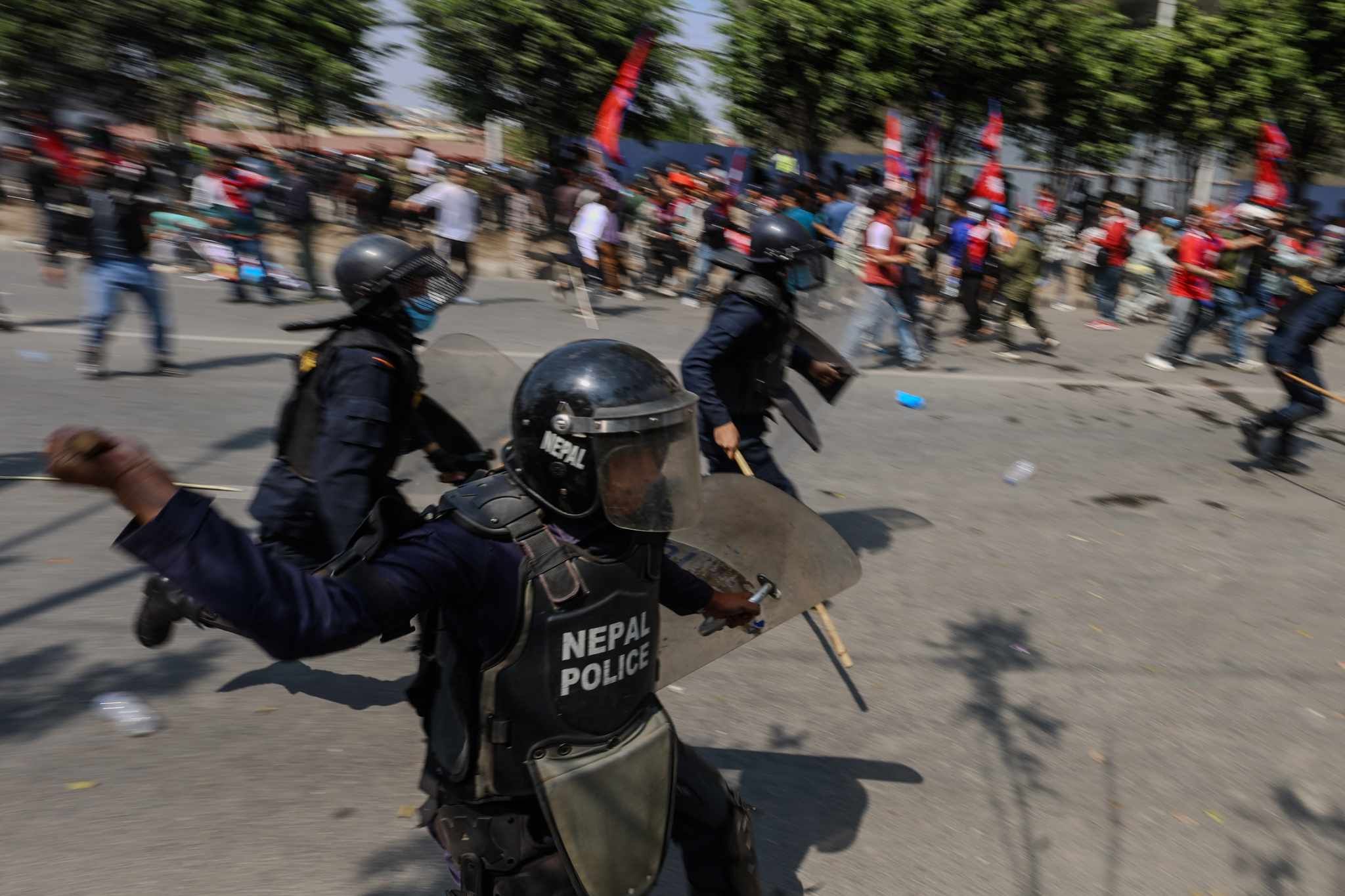 Pro-monarchy protests 28 March NT