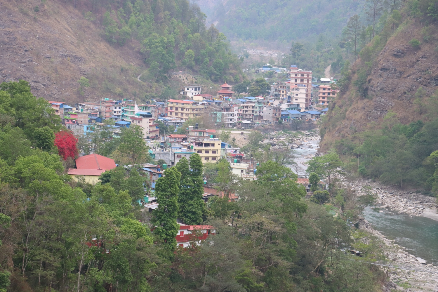 Climate magnifies earthquake risk in Nepal village NT