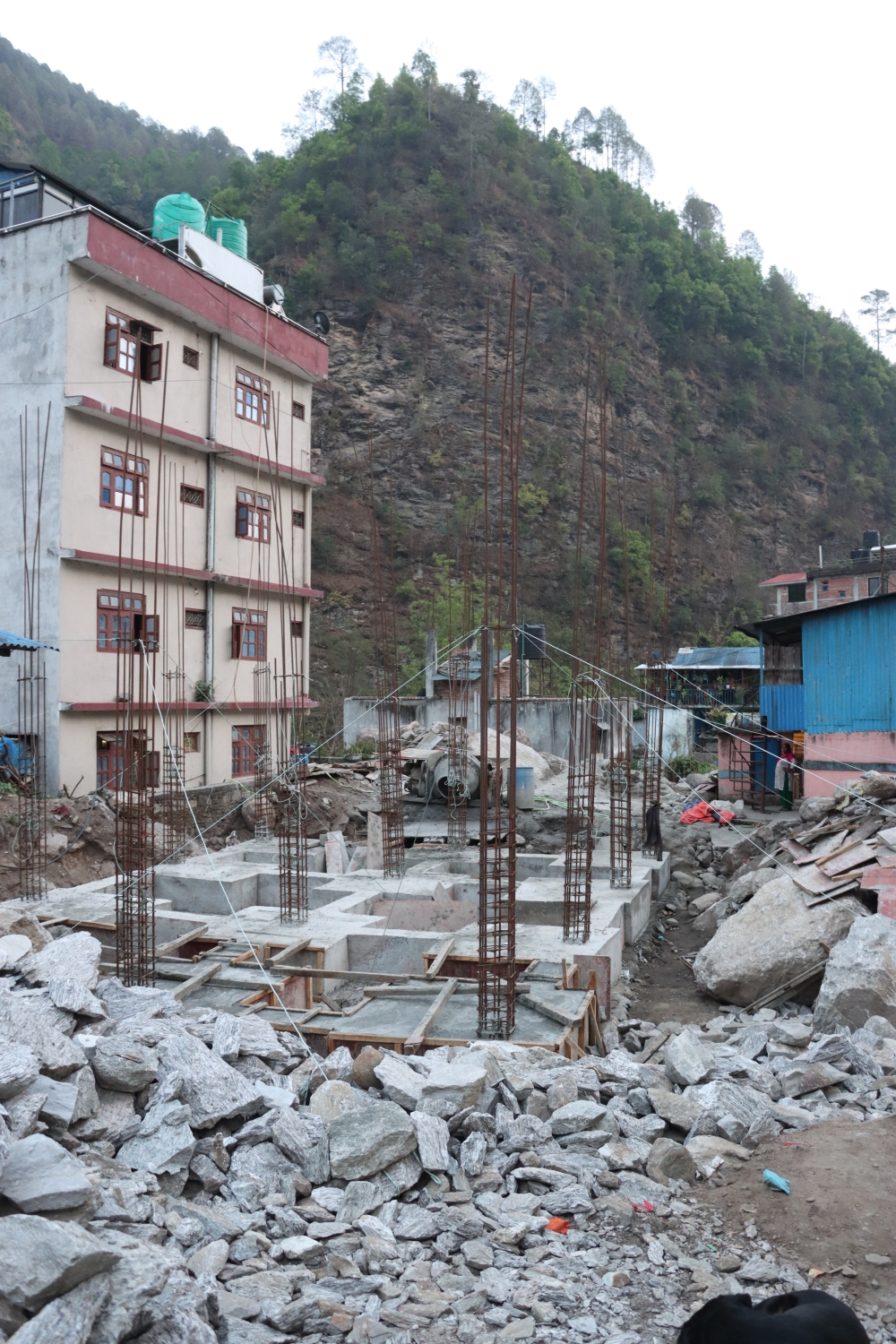 Climate magnifies earthquake risk in Nepal village NT