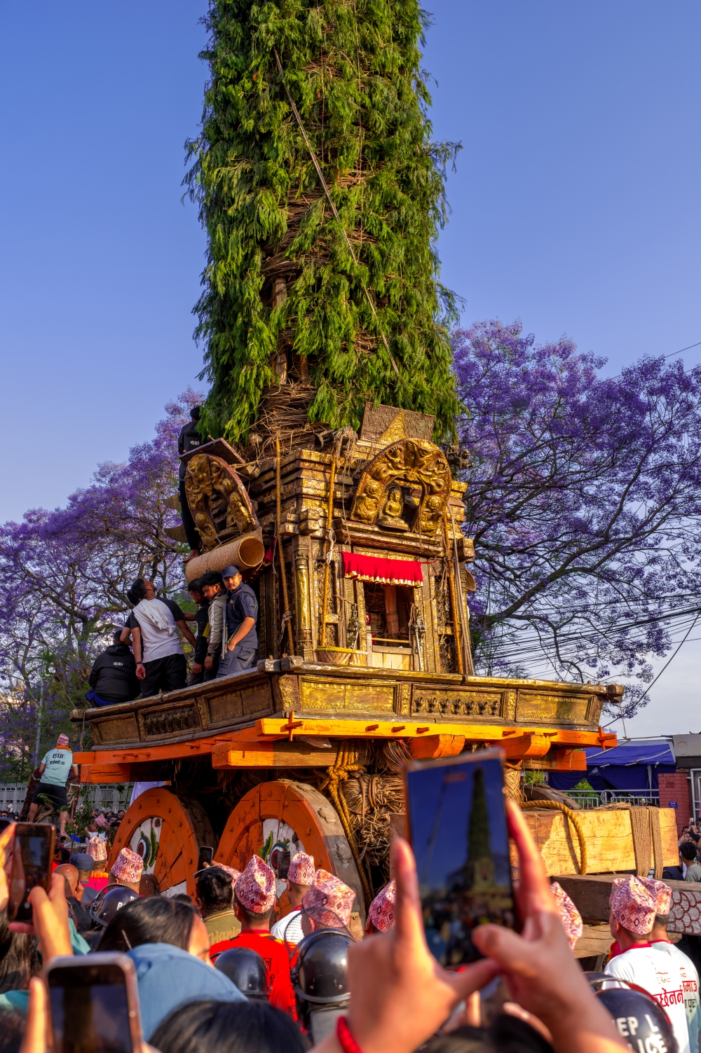Divine chariot
