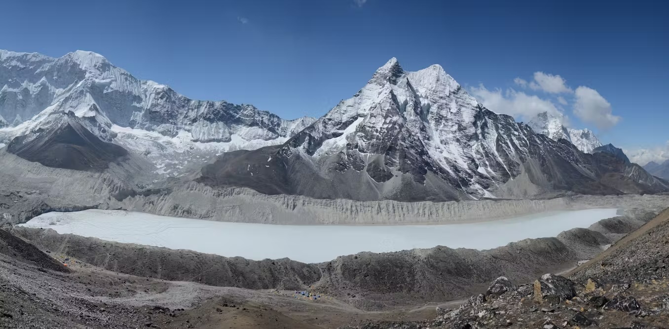 Mapping Kangchenjunga glacial flood risk