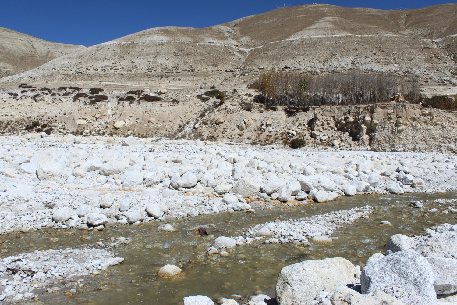 Too little snow, too much rain NT