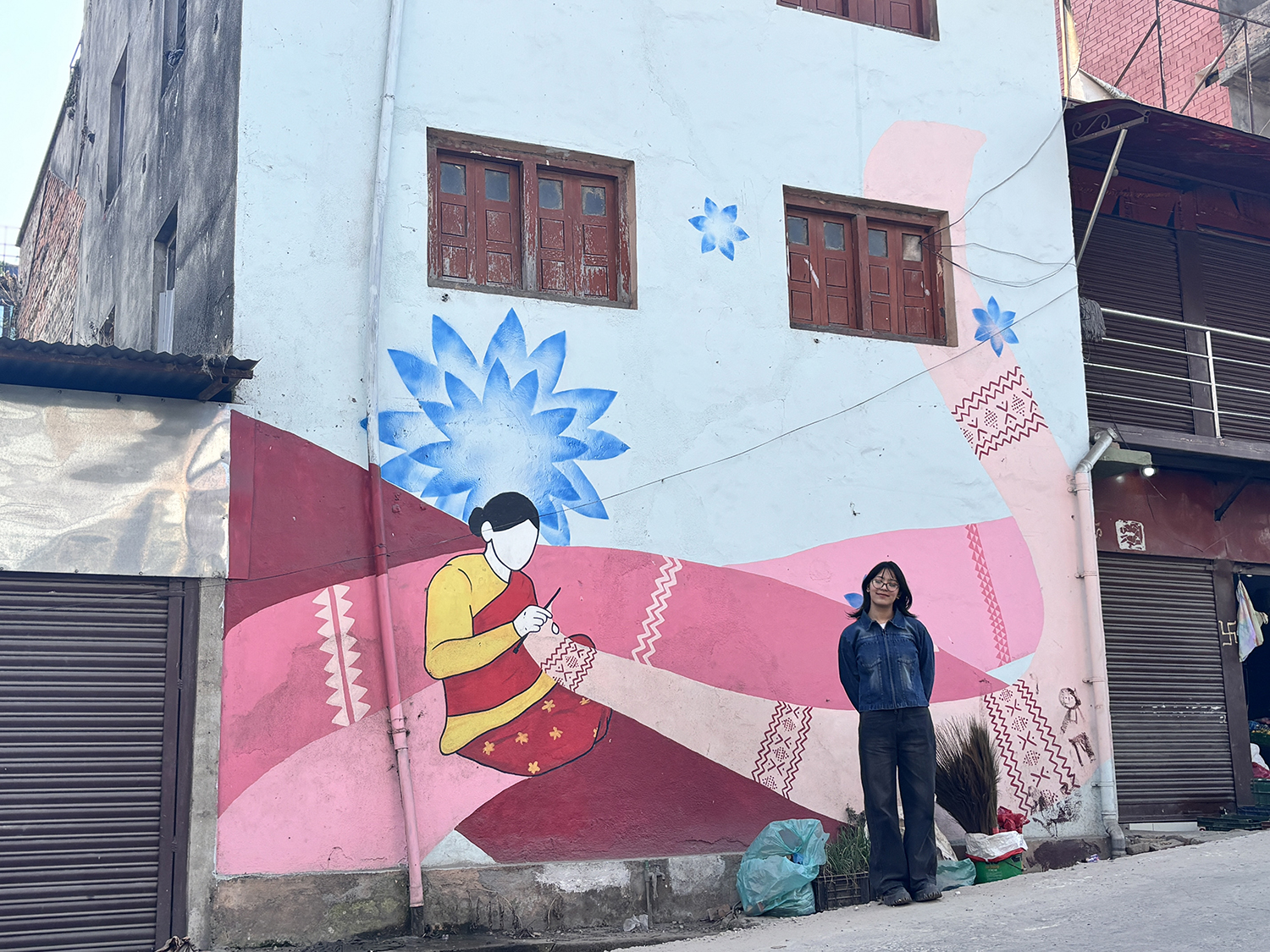 Women mural artists NT 1