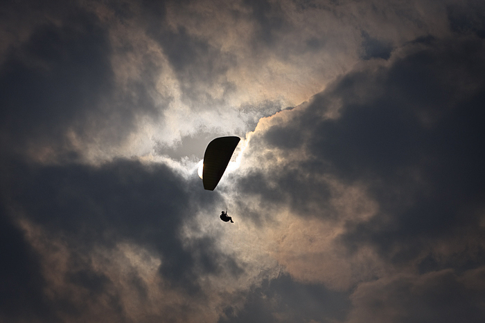 chang_paragliding-1chang_paragliding-2