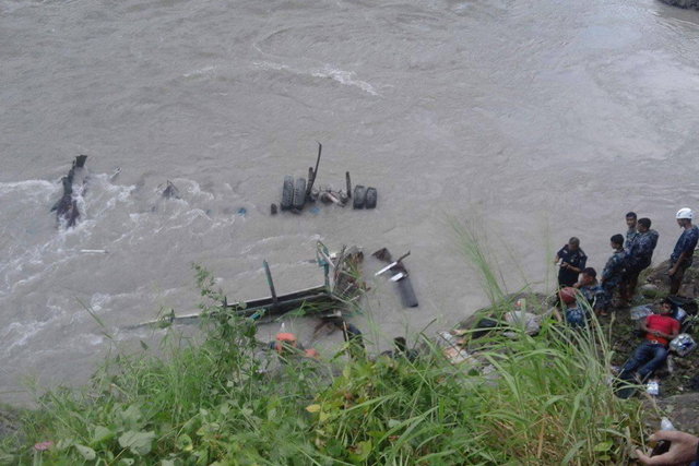 The wreckage of the ill-fated passenger bus which was traveling from Gaur to Pokhara. Pic: RSS