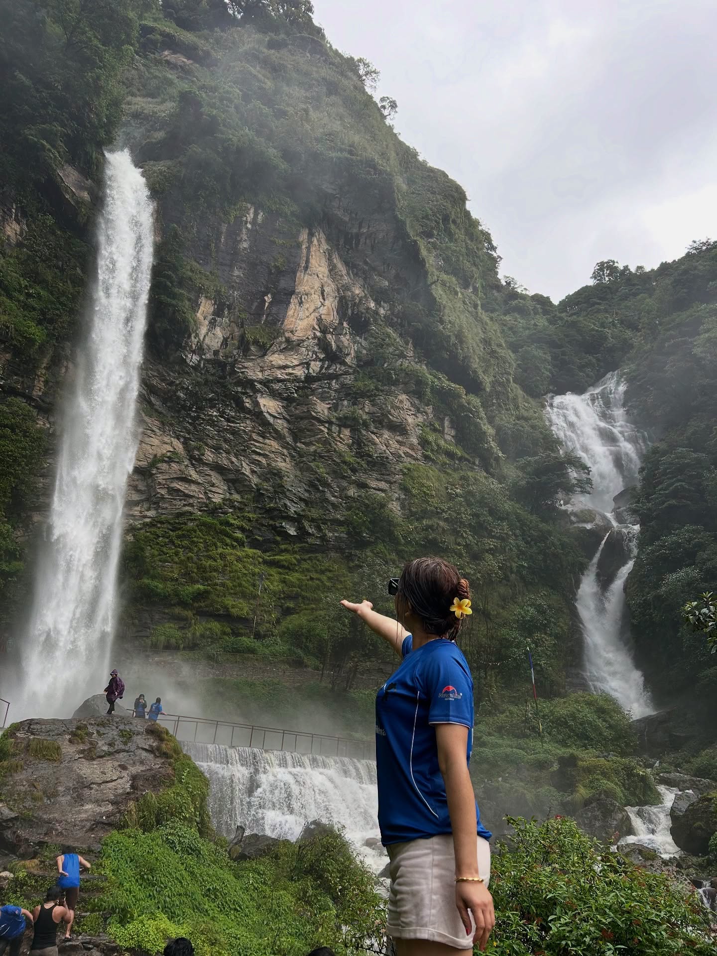 Sursing waterfall hike